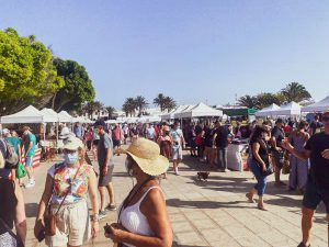 Lee más sobre el artículo El Mercadillo de Teguise recibe el mayor número de visitantes desde la pandemia