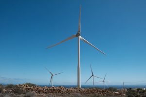 Lee más sobre el artículo Transición Ecológica aprueba 41 proyectos de eólica y fotovoltaica de las convocatorias EOLCAN y SOLCAN