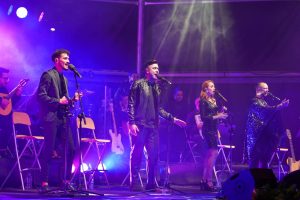 Lee más sobre el artículo Los Cantadores, este viernes en concierto desde Costa Teguise 