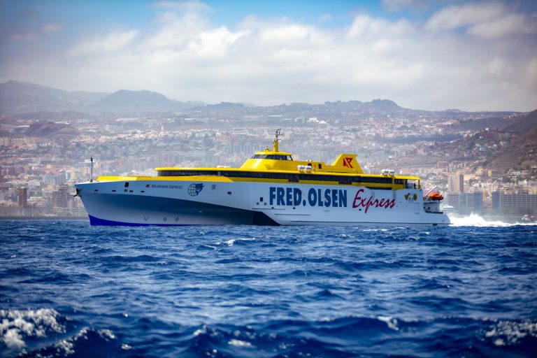 Lee más sobre el artículo 147.000 personas escogieron Fred. Olsen Express para desplazarse entre islas esta Navidad