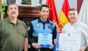 Lee más sobre el artículo Oswaldo Betancort felicita a la Policía Local de Teguise por su primera distinción como servicio turístico de calidad